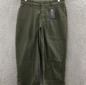 St. John's Bay Olive Green Capri